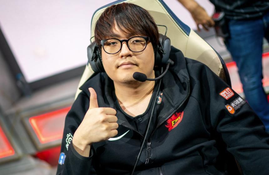 福登在接受TNTSports采访时表示，曼城上半场踢得很糟糕，但进球让曼城找回了状态。